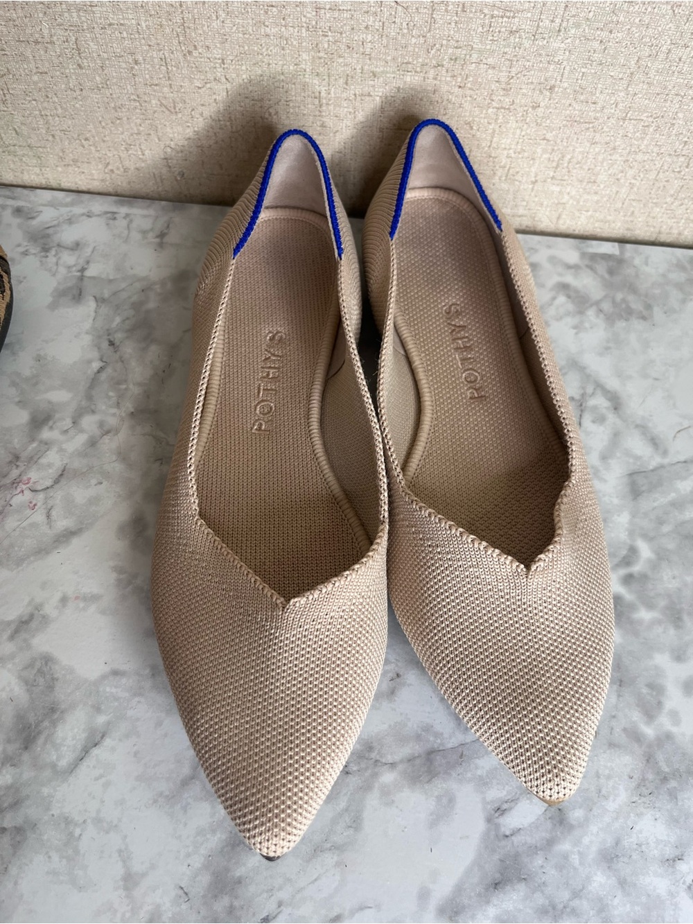 Rothy's The Point Flat Size 7 Beige/Tan/Cream Tortoise Bottom - slip on washable
